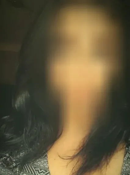 Claudia, 29
