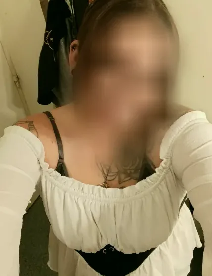 Mirela, 31