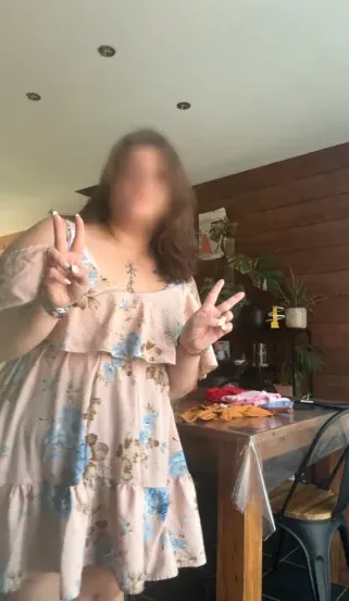 Patricia, 23