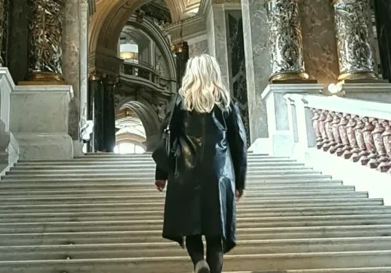 Patricia, 20