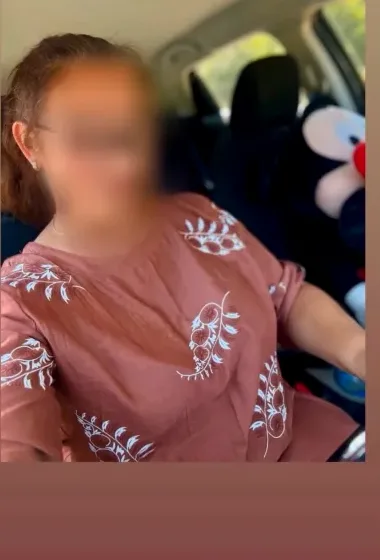Selina, 39