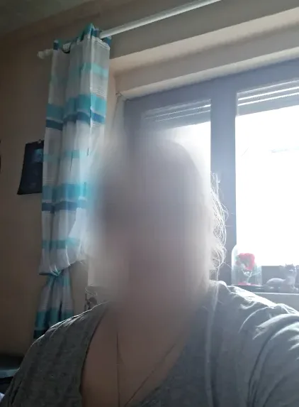Selma, 25
