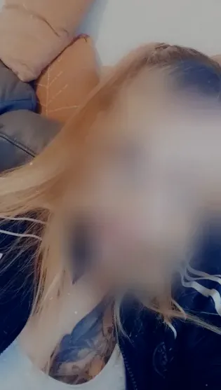 Theresa, 28